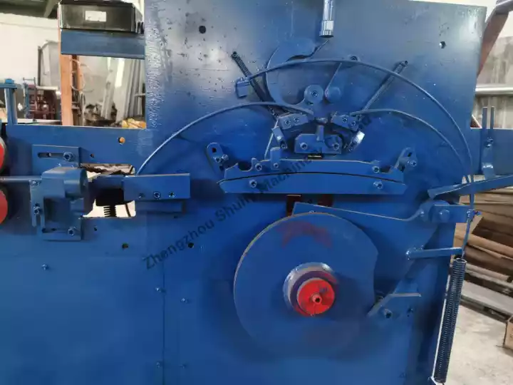 Hanger Machine Details