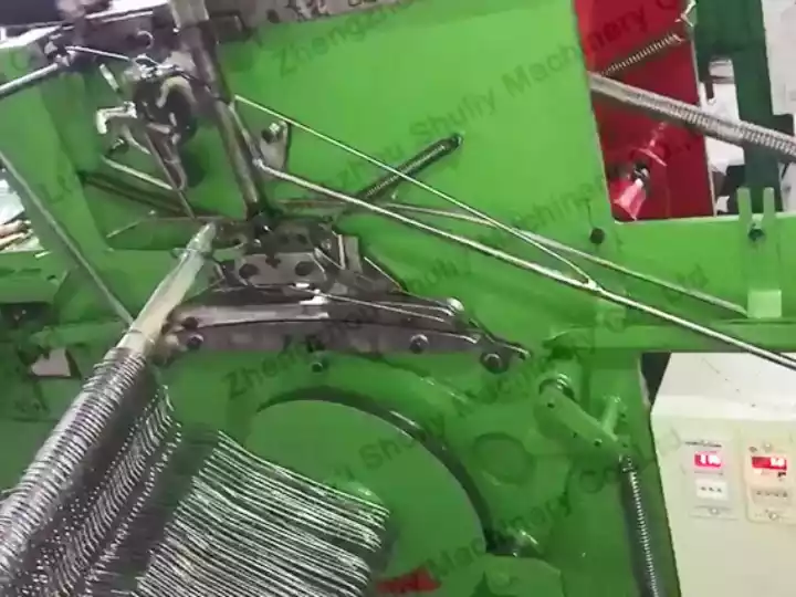  Welding Hanger Machine