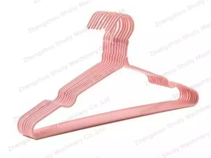 revêtement de cintre en plastique